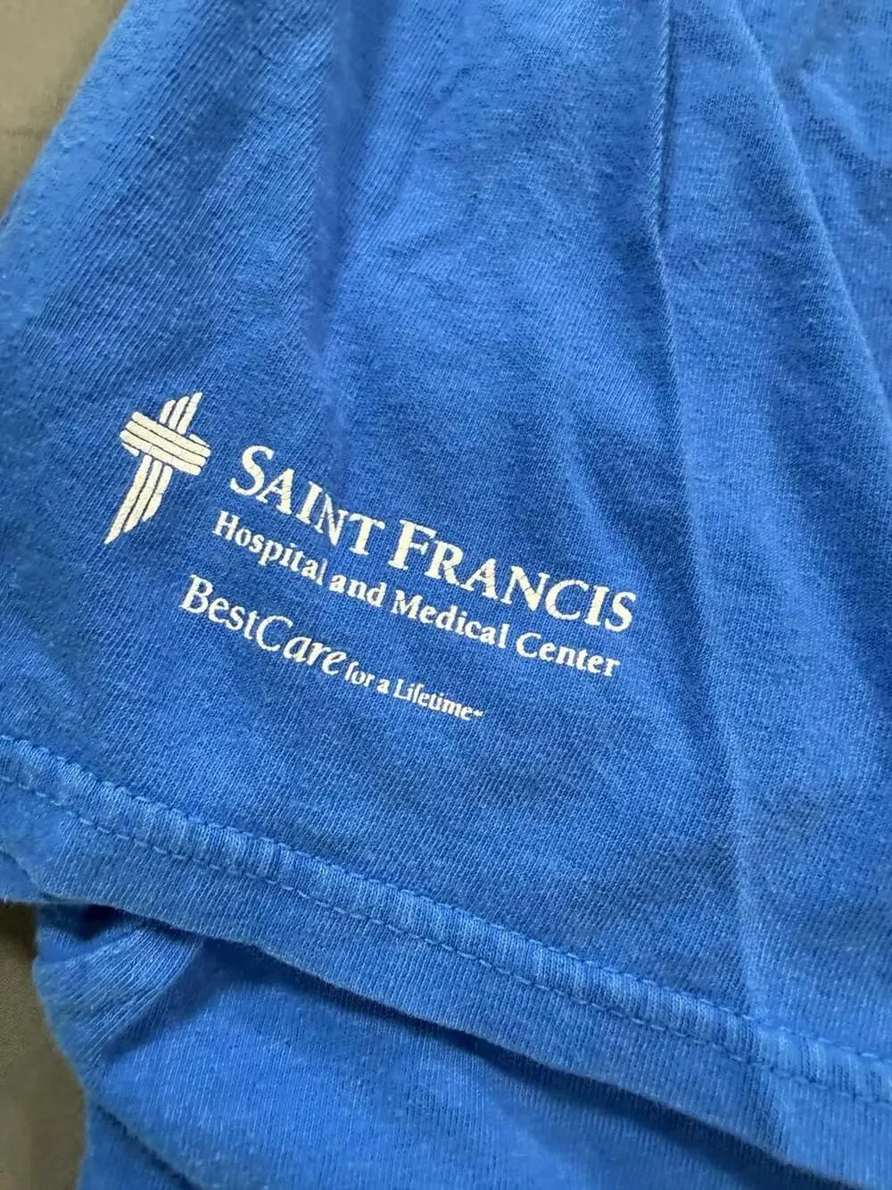 Central Connecticut Blue Devils Saint Francis Hospital T-Shirt XL - Picture 3 of 7